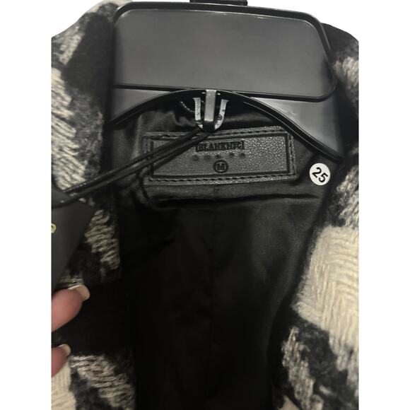 $128 MSRP Blank NYC Oversized Houdstooth Blazer - Sz M - NWT - Picture 5 of 9